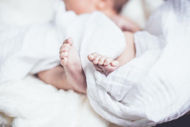 The ​Science Behind⁤ Weighted Blankets and⁢ Sleep Quality