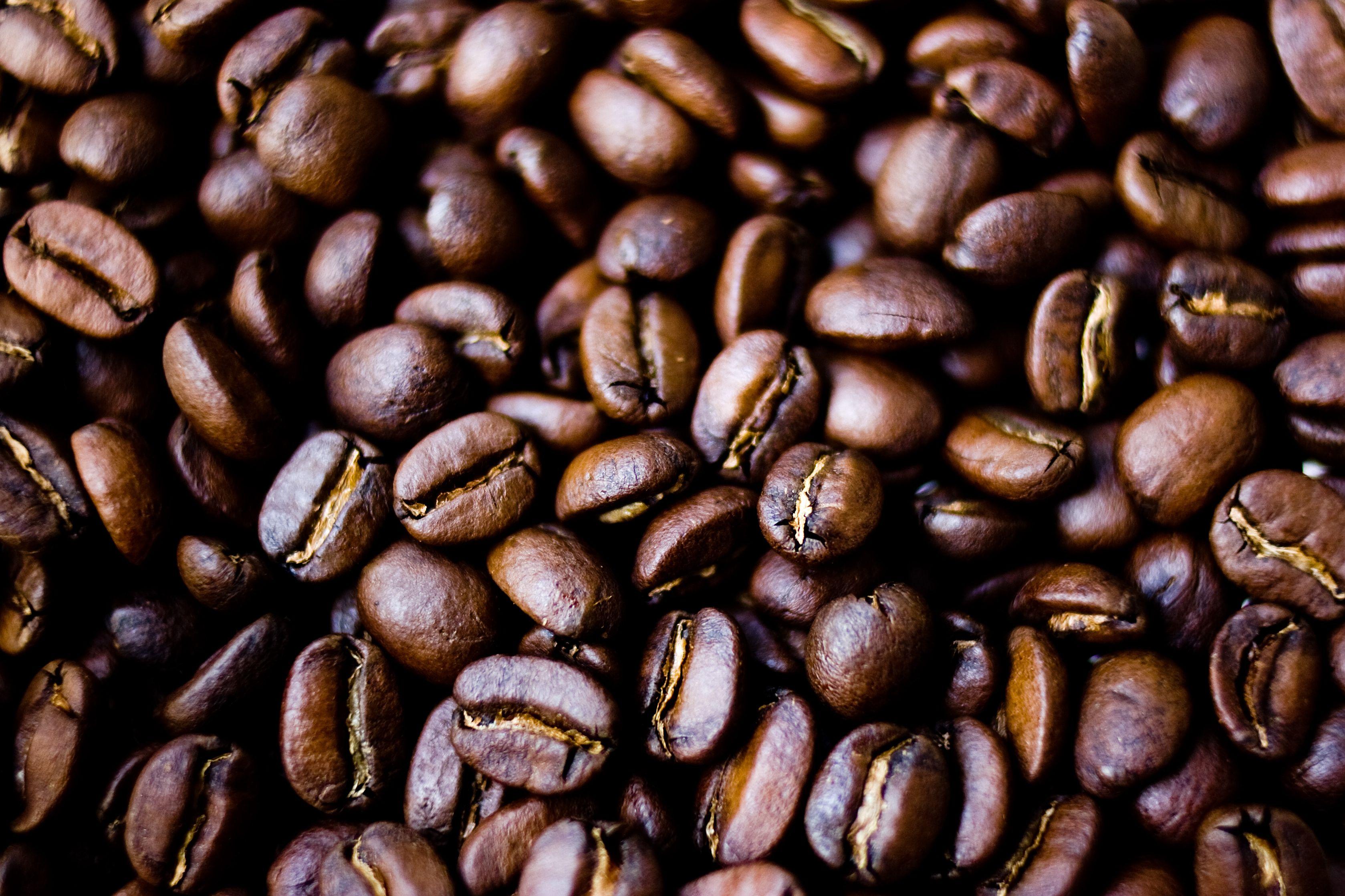 Unpacking the Art ​of Sourcing and ⁢Roasting Whole Beans